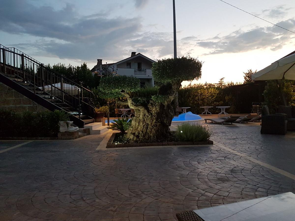 Hotel Il Dito E La Luna Ripa Teatina Ngoại thất bức ảnh